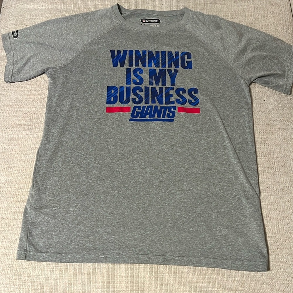 NY Giants Under Armor NFL heat gear tee